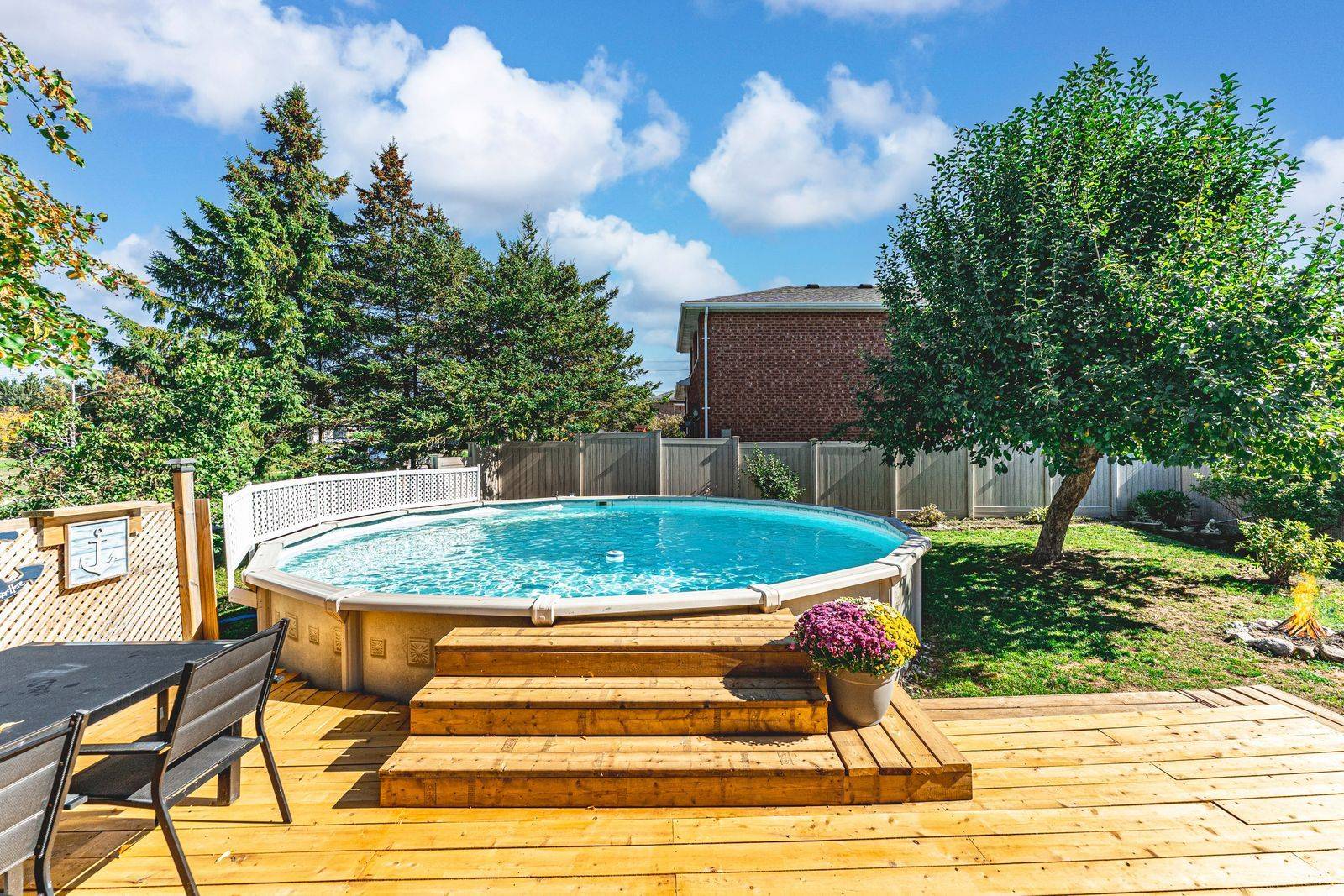 Orillia, ON L3V 7R6,2 Carmichael CT