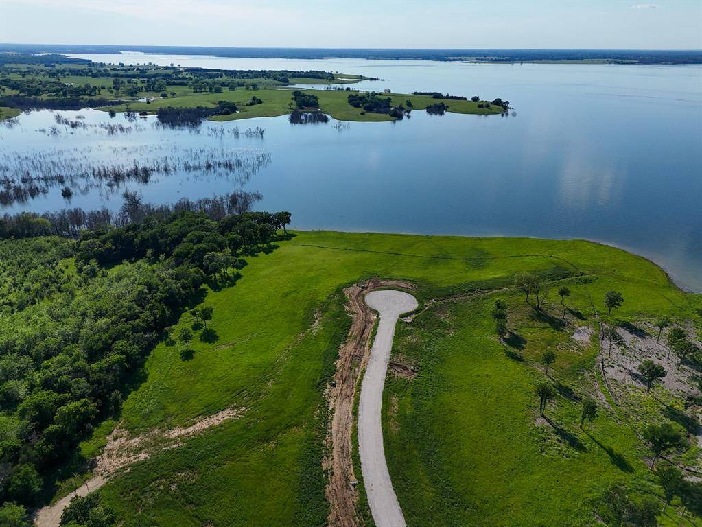 Windom, TX 75492,437 Harborside Terrace