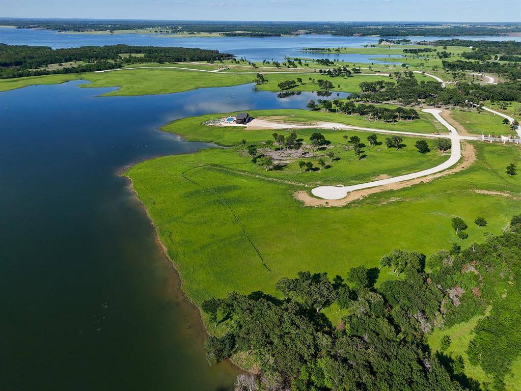 Windom, TX 75492,434 Harborside Terrace