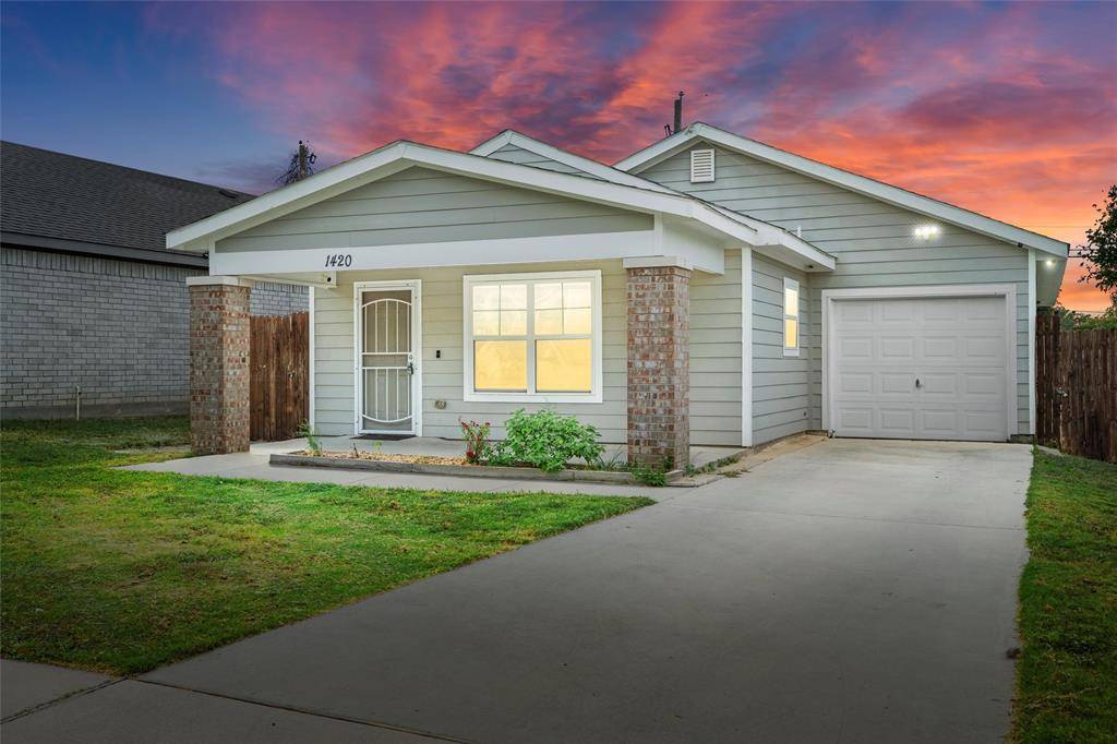 Fort Worth, TX 76104,1420 Driess Street