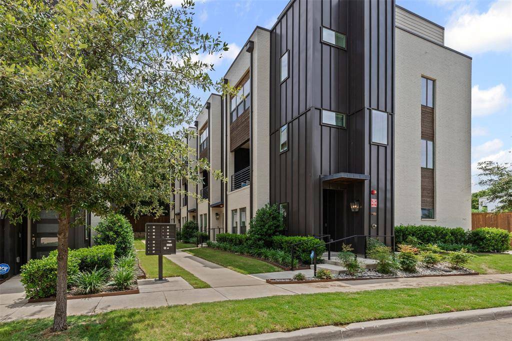 Fort Worth, TX 76107,2741 Merrimac Street #101