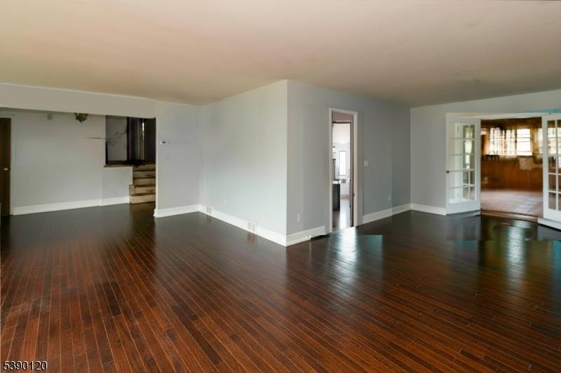 Hillside Twp., NJ 07205,241 Crystal Ter