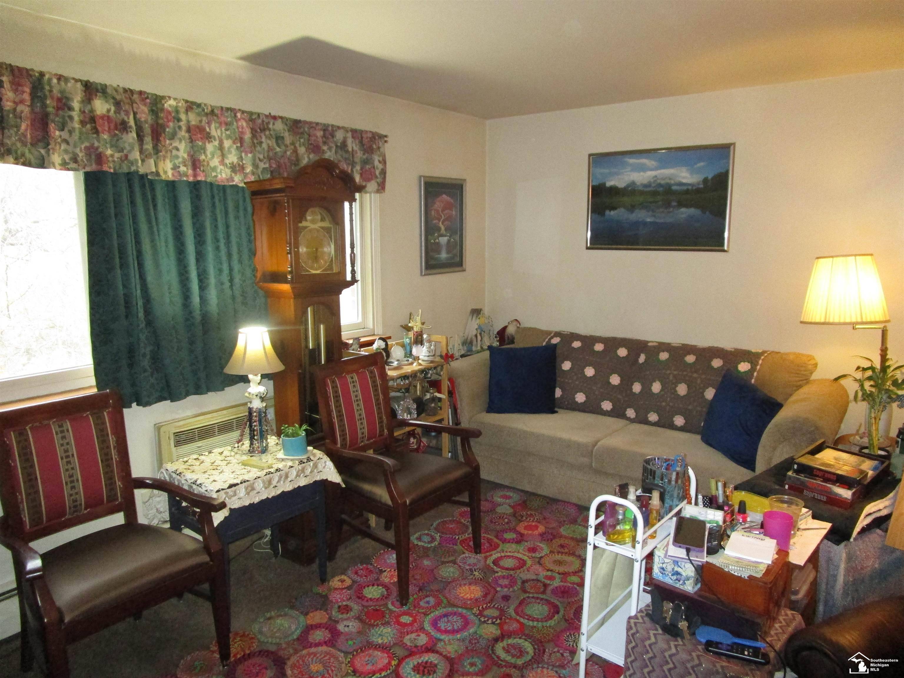 Farmington, MI 48336,31831 Grand River AVE