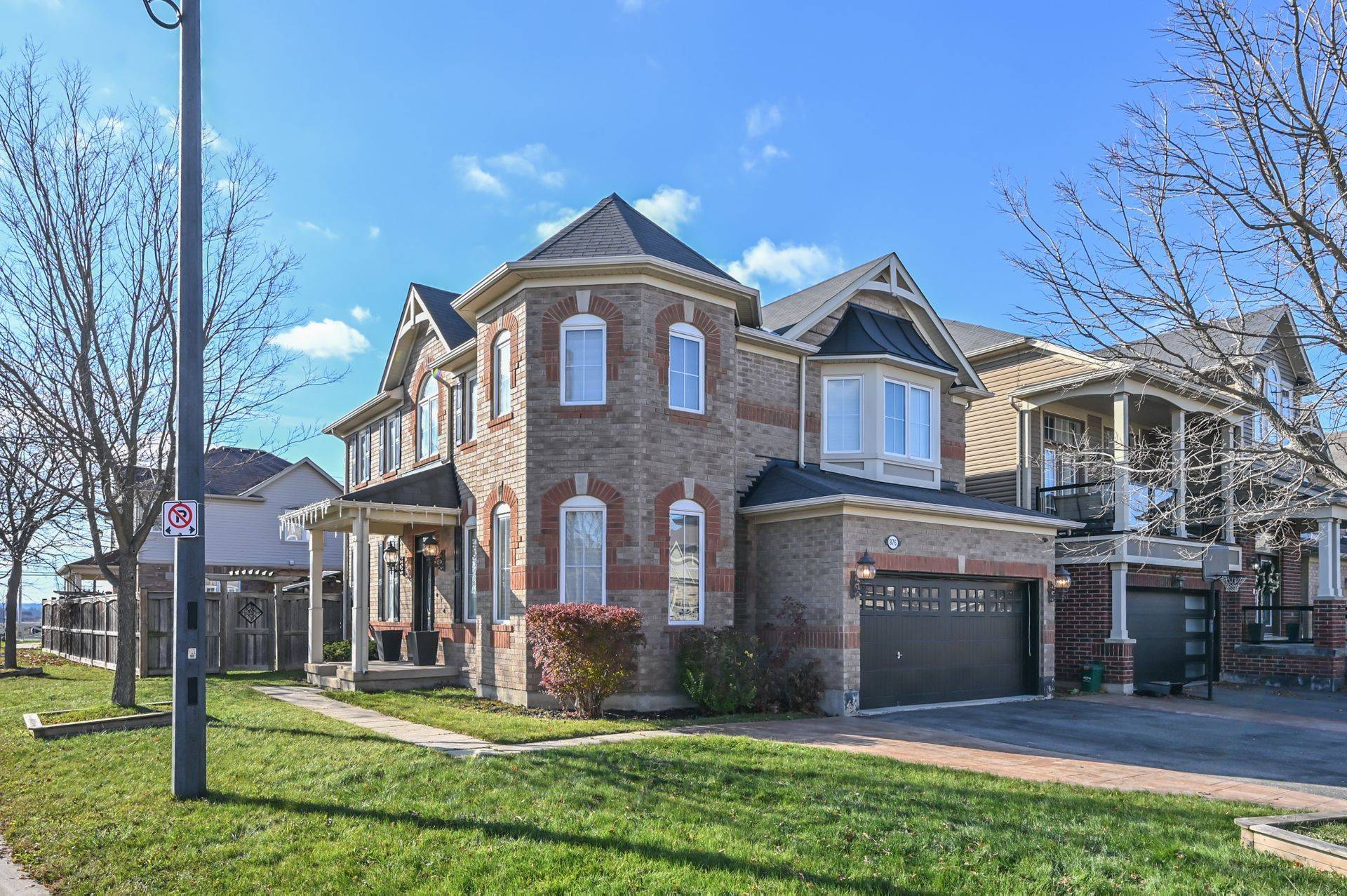 Milton, ON L9T 7V6,876 Challinor TER