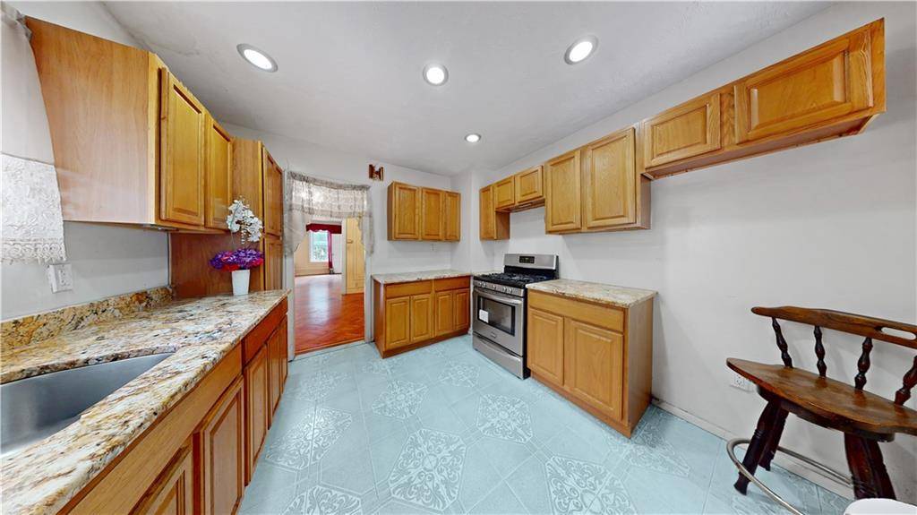 Brooklyn, NY 11203,1169 Brooklyn AVE