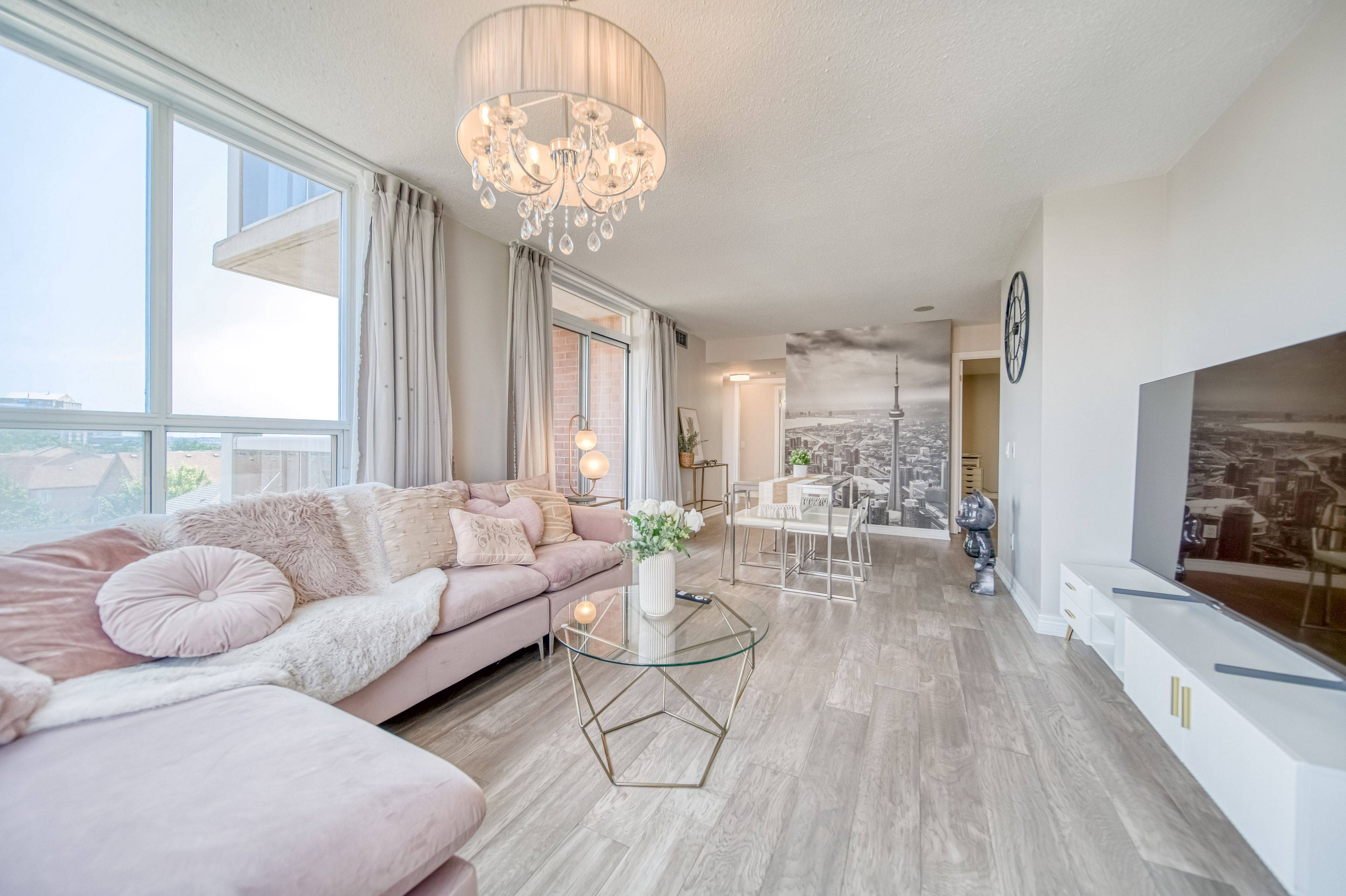 Markham, ON L3T 7X5,25 Times AVE #610