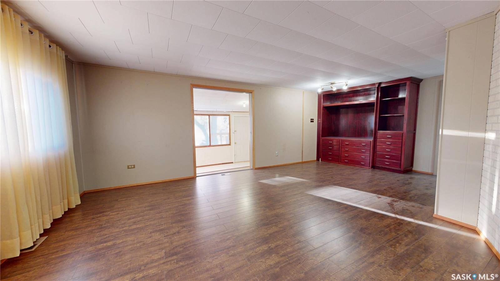 Richmound, SK S0N 2E0,208 371 HIGHWAY