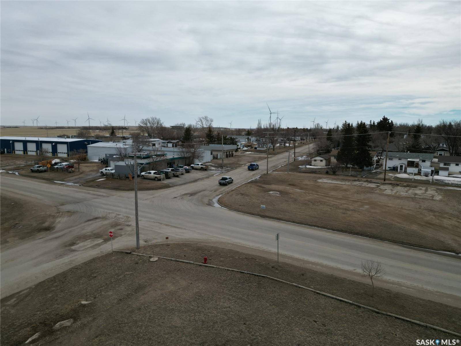 Assiniboia, SK S0H 0B0,512 1ST AVENUE E