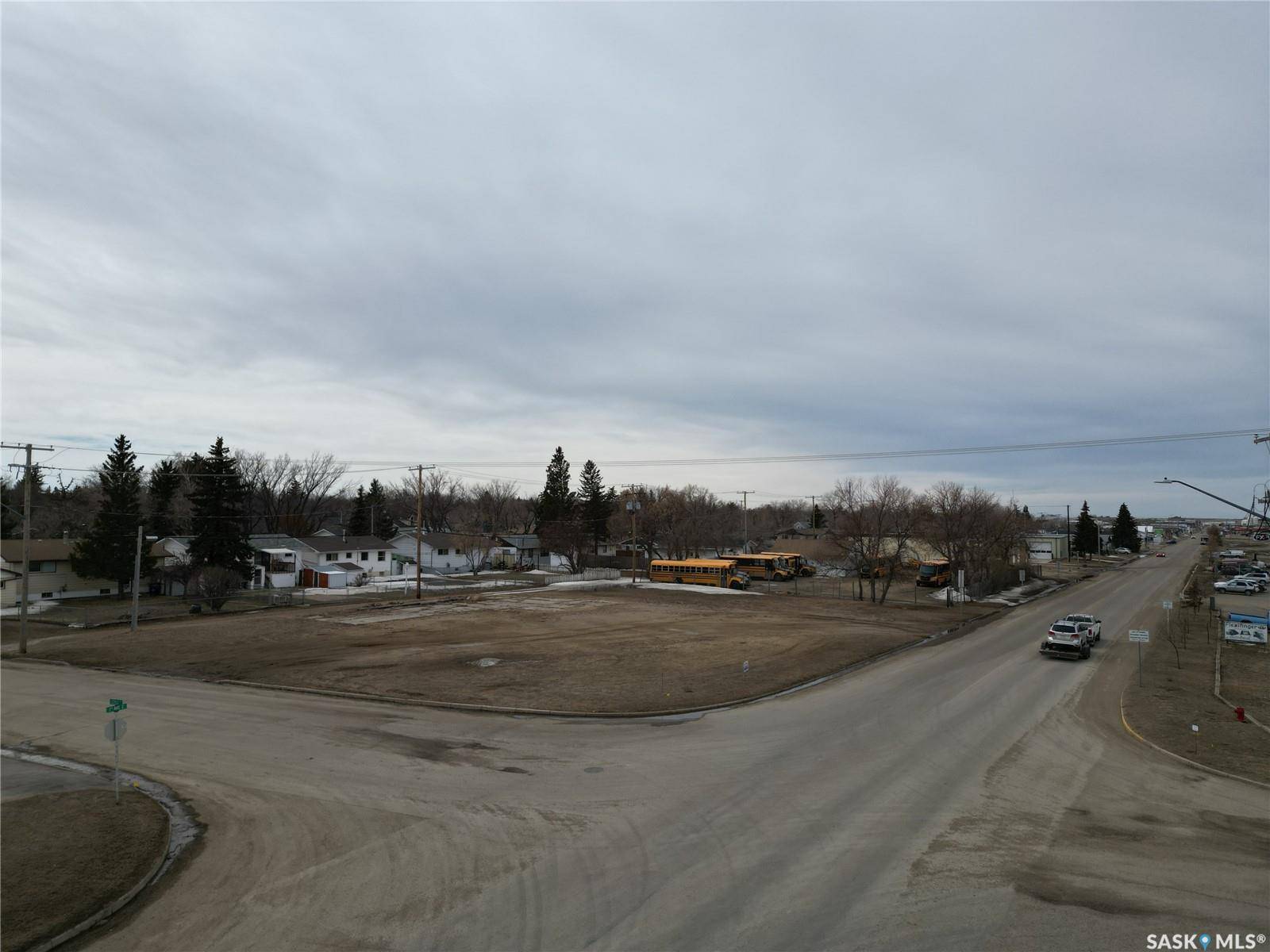 Assiniboia, SK S0H 0B0,512 1ST AVENUE E