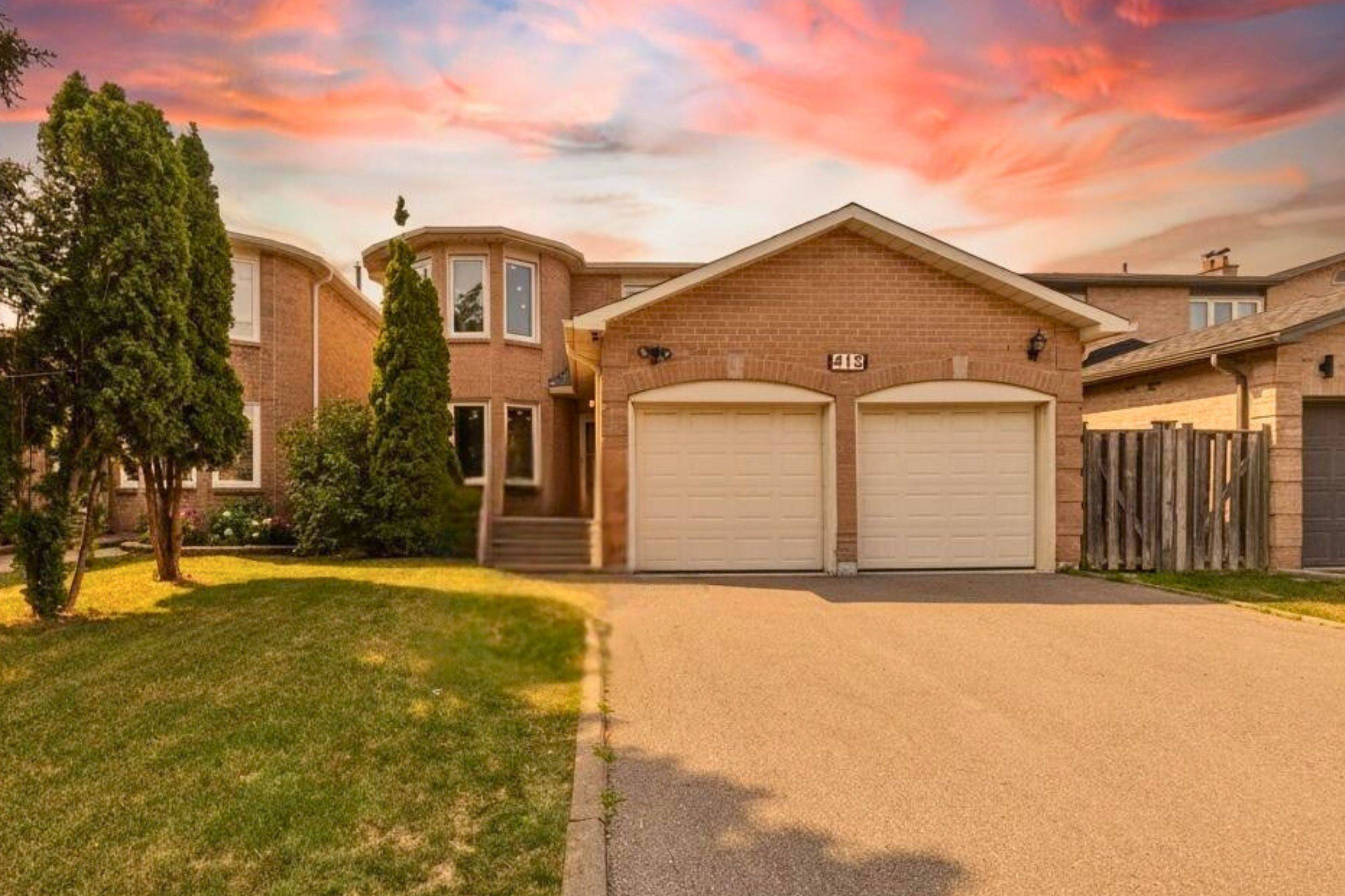 Mississauga, ON L5R 1W2,415 Everton DR