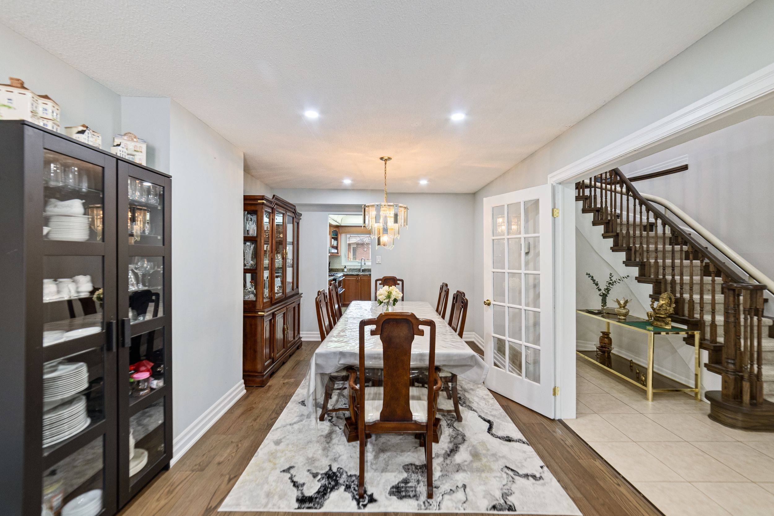 Mississauga, ON L5R 1W2,415 Everton DR