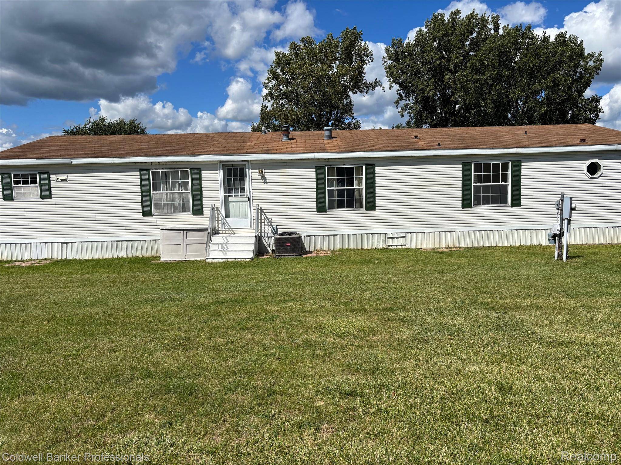 Otisville, MI 48463,315 Orchard Cove DR