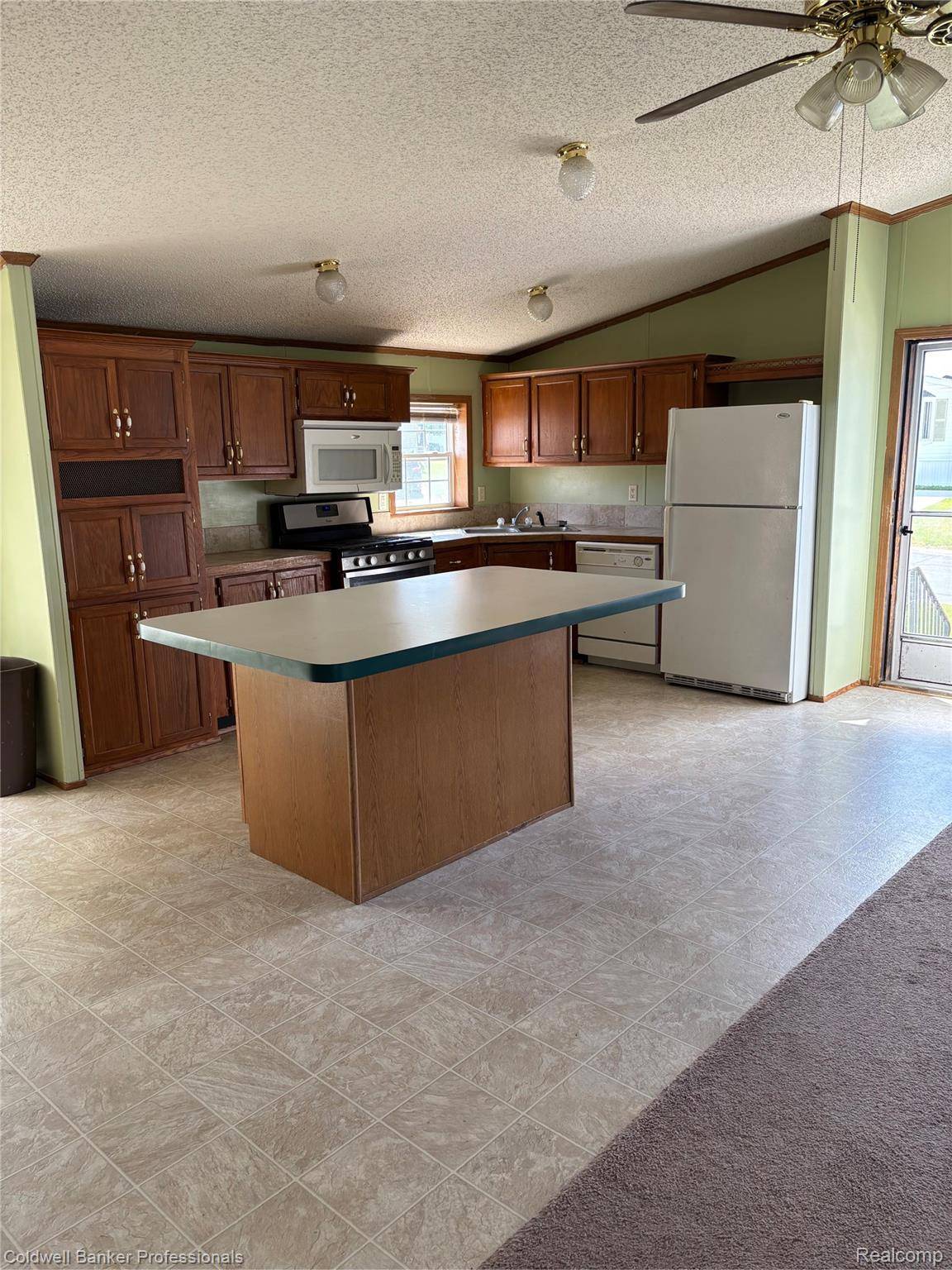 Otisville, MI 48463,315 Orchard Cove DR