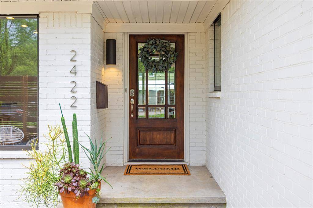 Dallas, TX 75214,2422 Loving Avenue