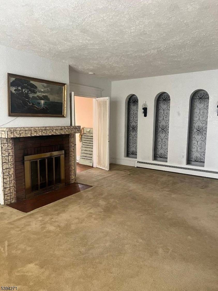 Kenilworth Boro, NJ 07033,75 Arthur Ter