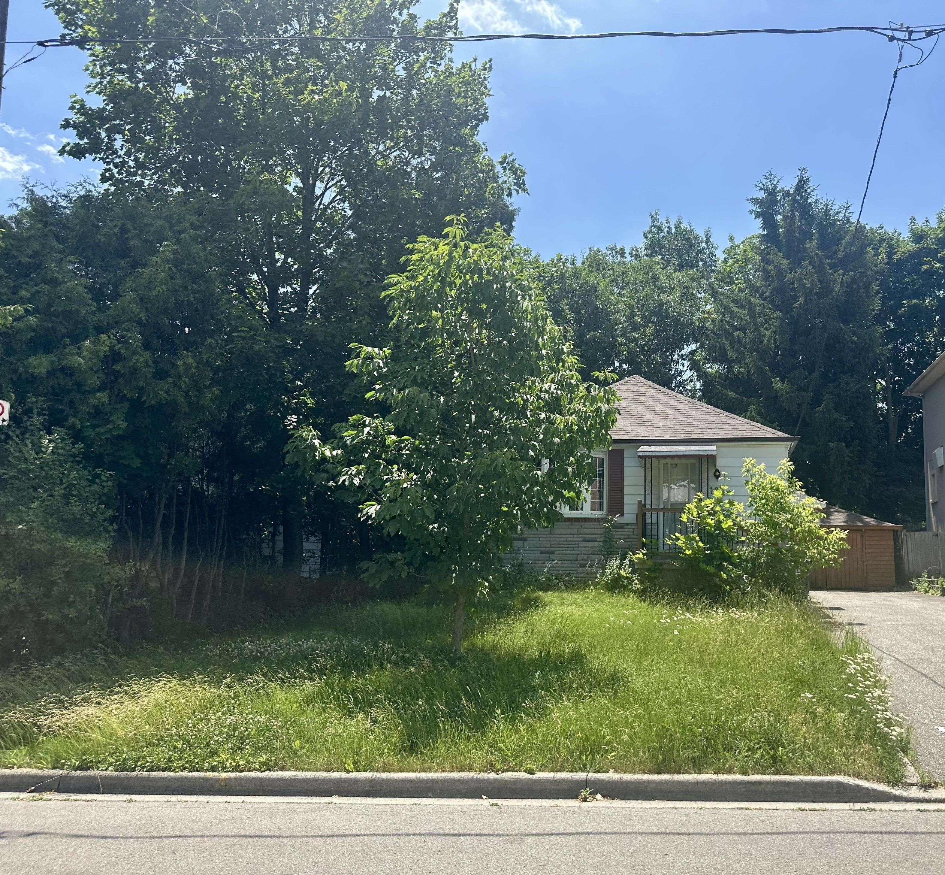 Toronto C07, ON M2N 1R7,107 Elmhurst AVE