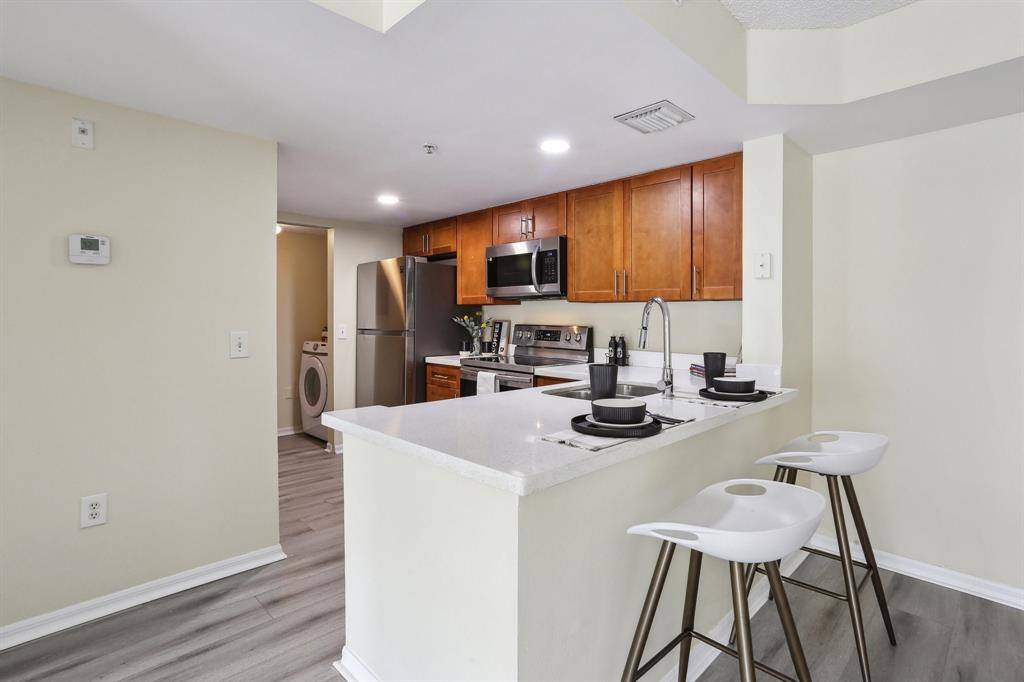 Coconut Creek, FL 33073,5051 Wiles Rd #201