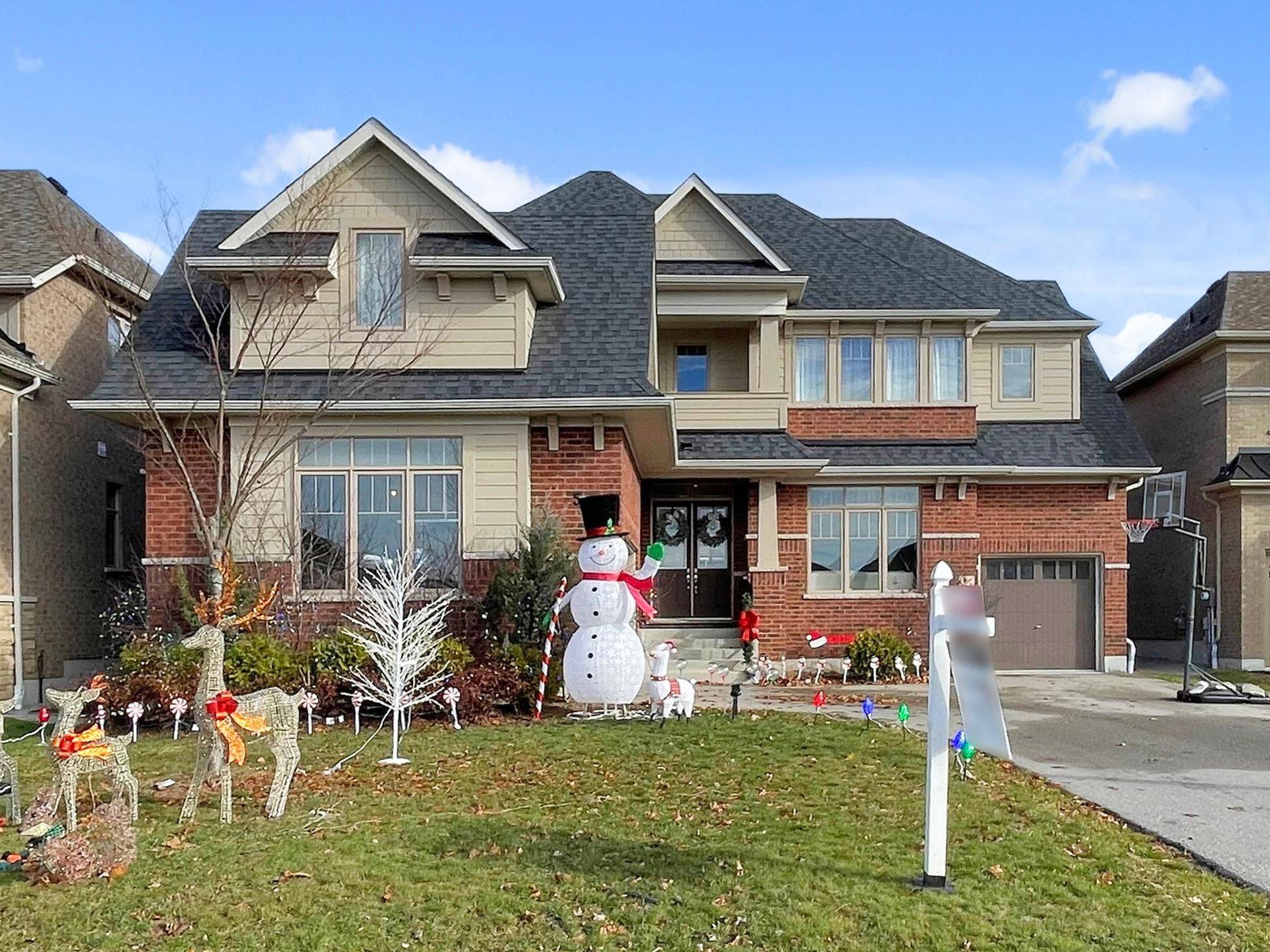 Springwater, ON L9X 0S6,5 Jack CRES