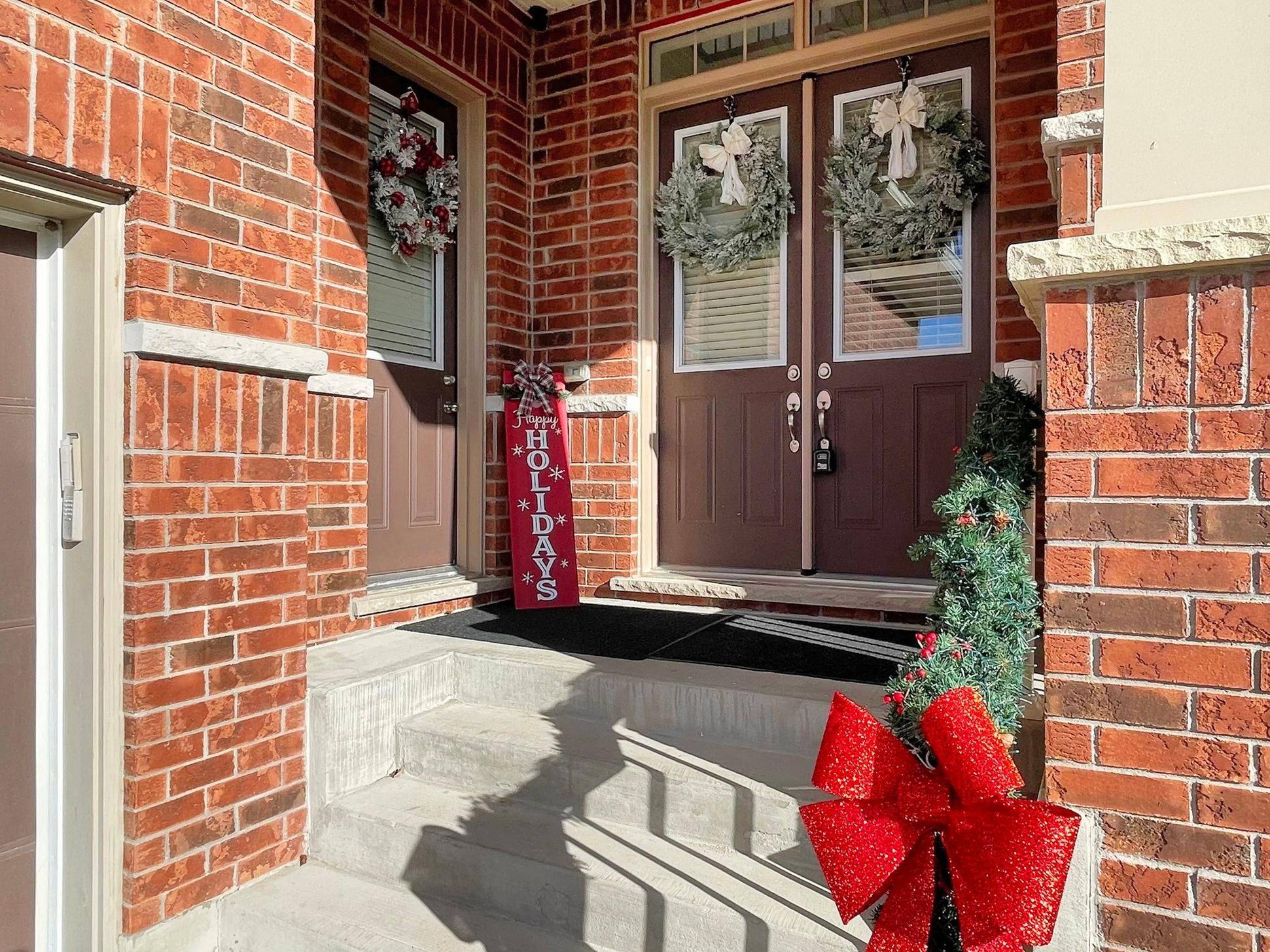 Springwater, ON L9X 0S6,5 Jack CRES