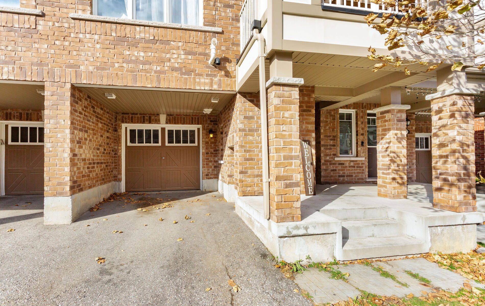 Milton, ON L9T 8X9,1525 Husband PL