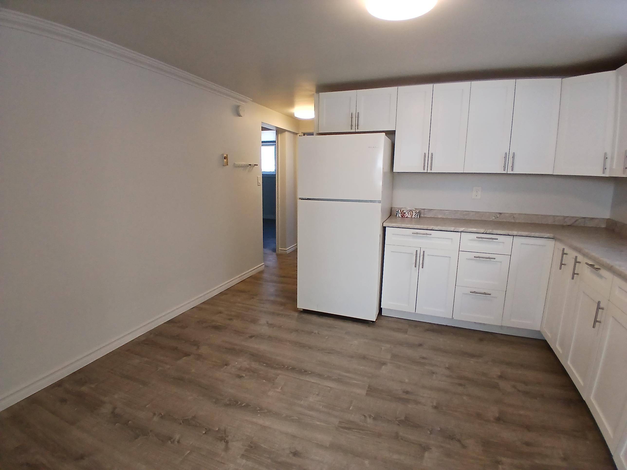 Kingston, ON K7K 4Y9,16 DALY ST