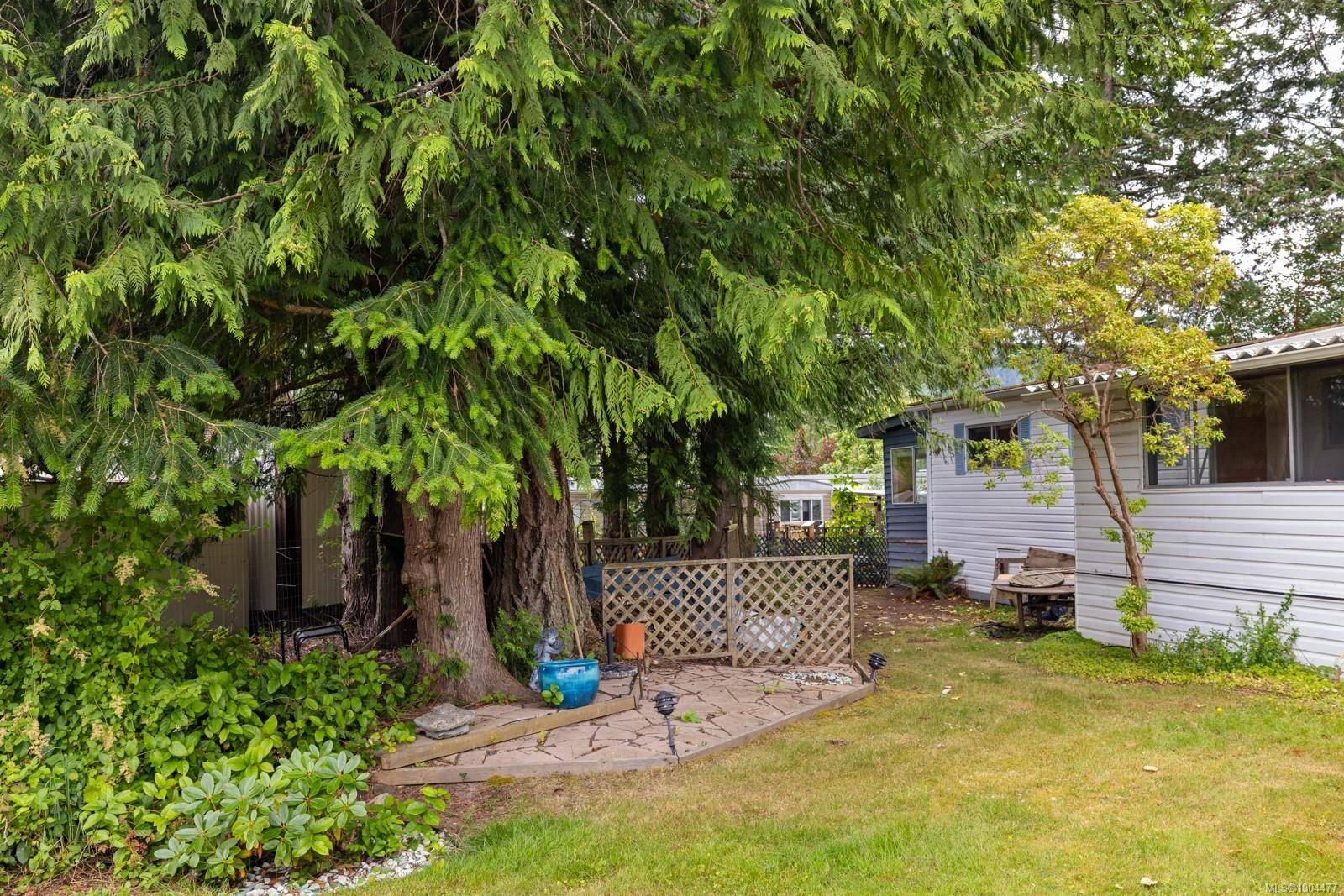 Salt Spring, BC V8K 1S2,135 Brinkworthy Rd #2010