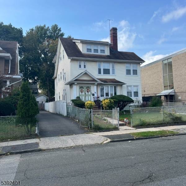 East Orange City, NJ 07017,187 4th Ave