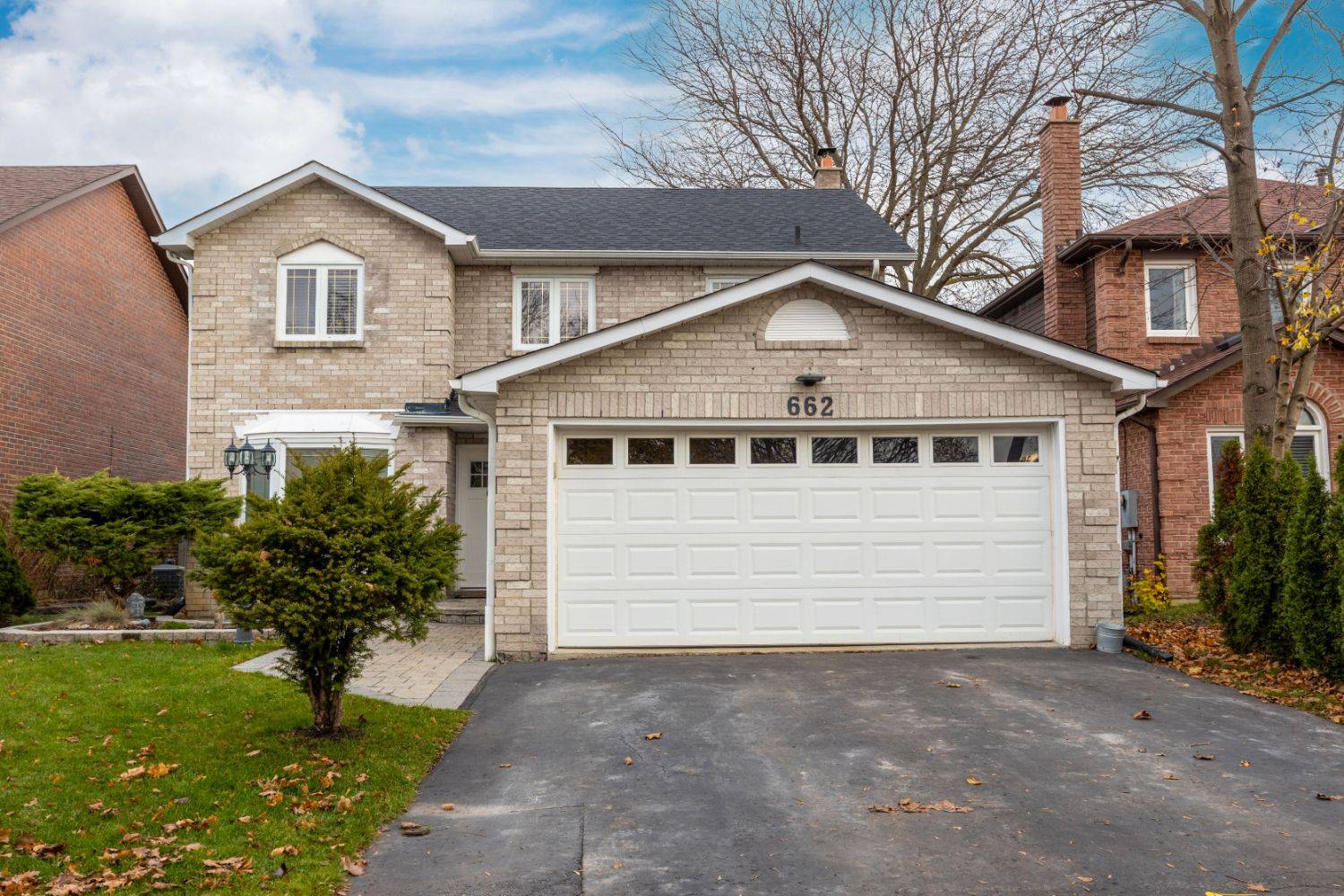 Pickering, ON L1X 1L7,662 Cognac CRES