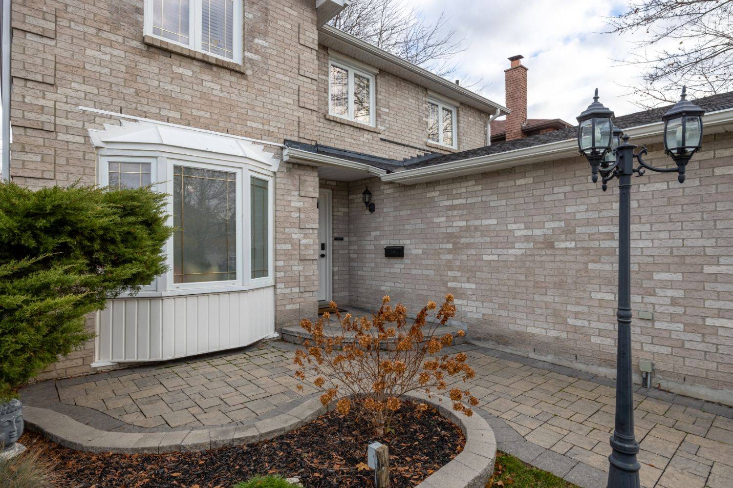 Pickering, ON L1X 1L7,662 Cognac CRES