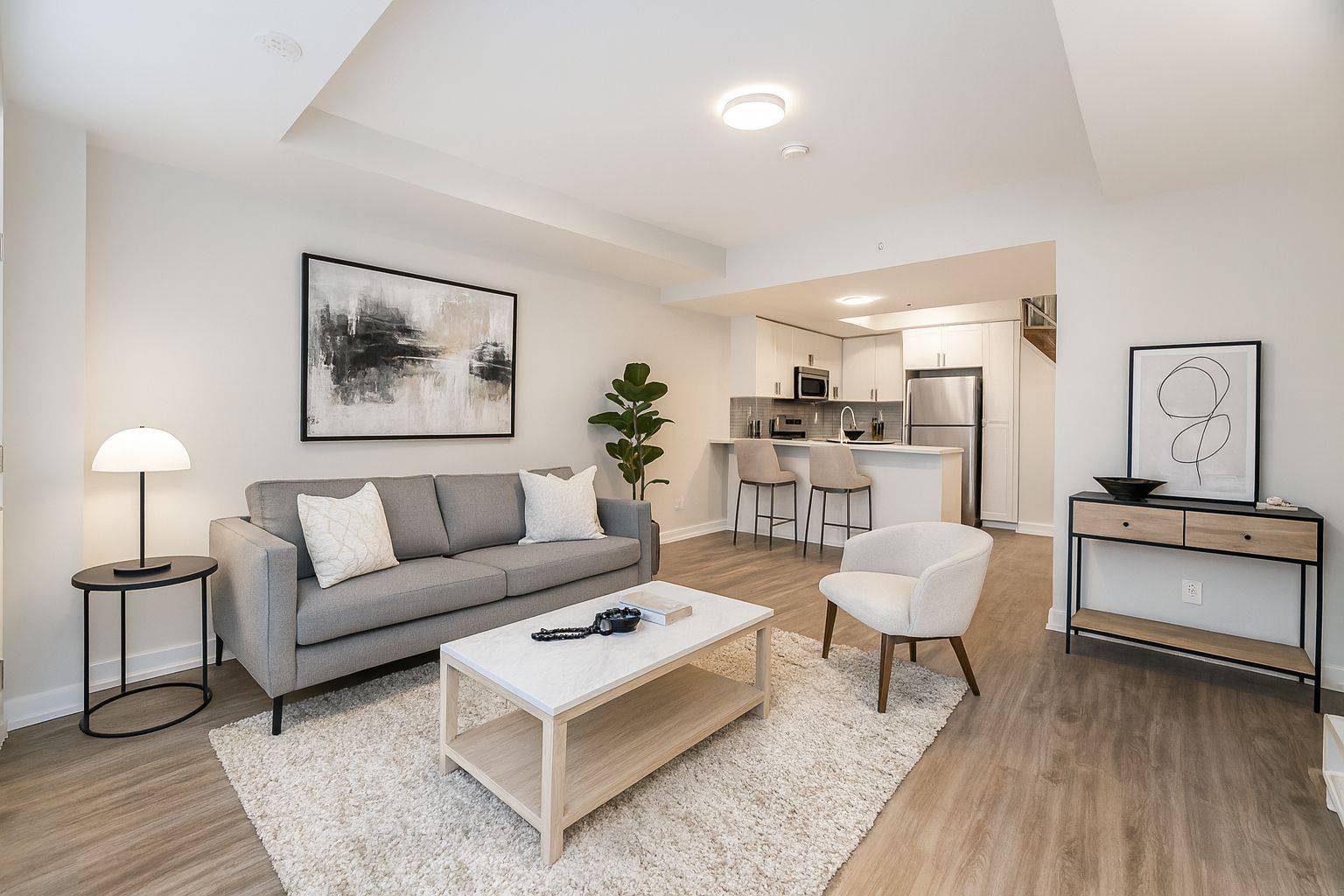 Pickering, ON L1V 0E9,1555 Kingston RD #516