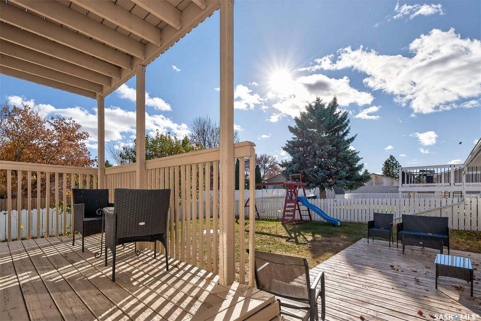 Moose Jaw, SK S6H 6V7,1305 Princess CRESCENT