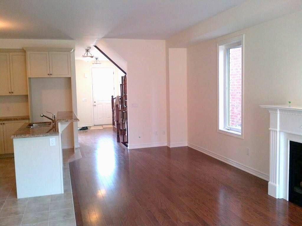 Oakville, ON L6M 4L7,3088 Robert Brown BLVD