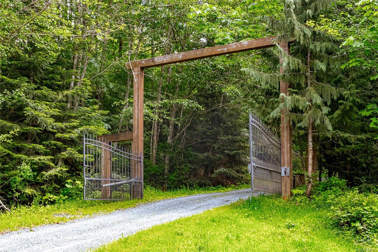 Lake Cowichan, BC V0R 2G0,5982 Mayo Rd