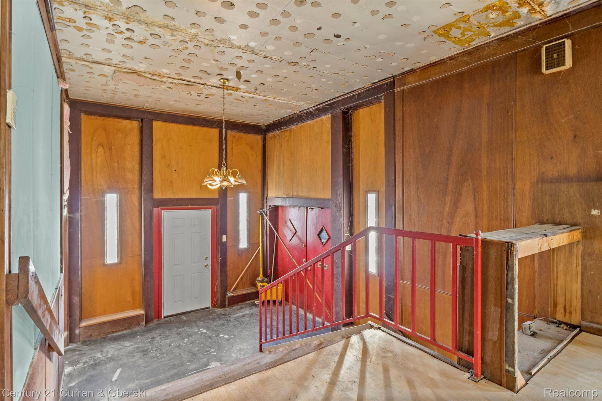 Detroit, MI 48206,9131 DEXTER AVE