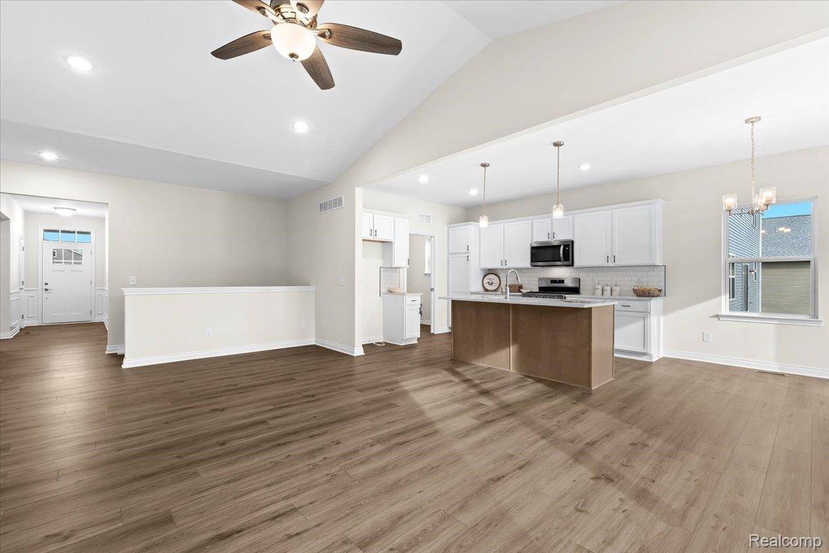 Whitmore Lake, MI 48189,441 Jubilee DR