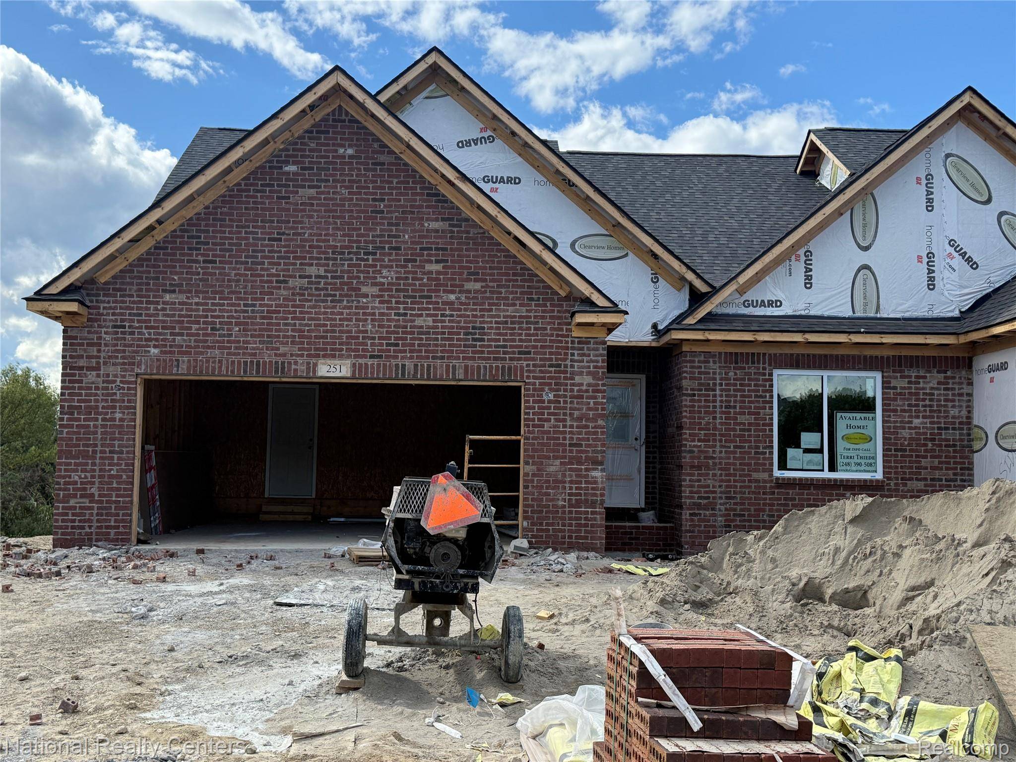 Lapeer, MI 48446,Unit 1- 251 Devonshire DR #1