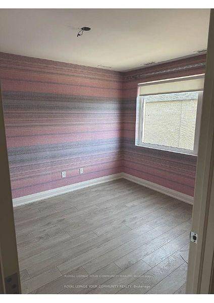 Toronto C04, ON M5M 4A2,1929 Avenue RD #2nd Floor