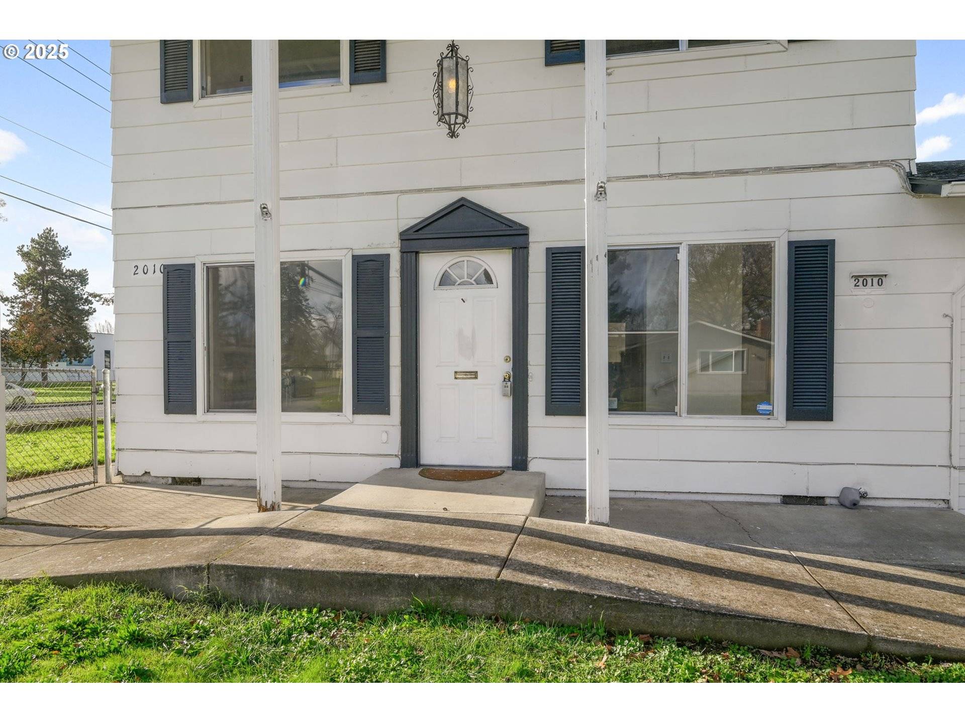 Eugene, OR 97402,2010 PRIMROSE ST