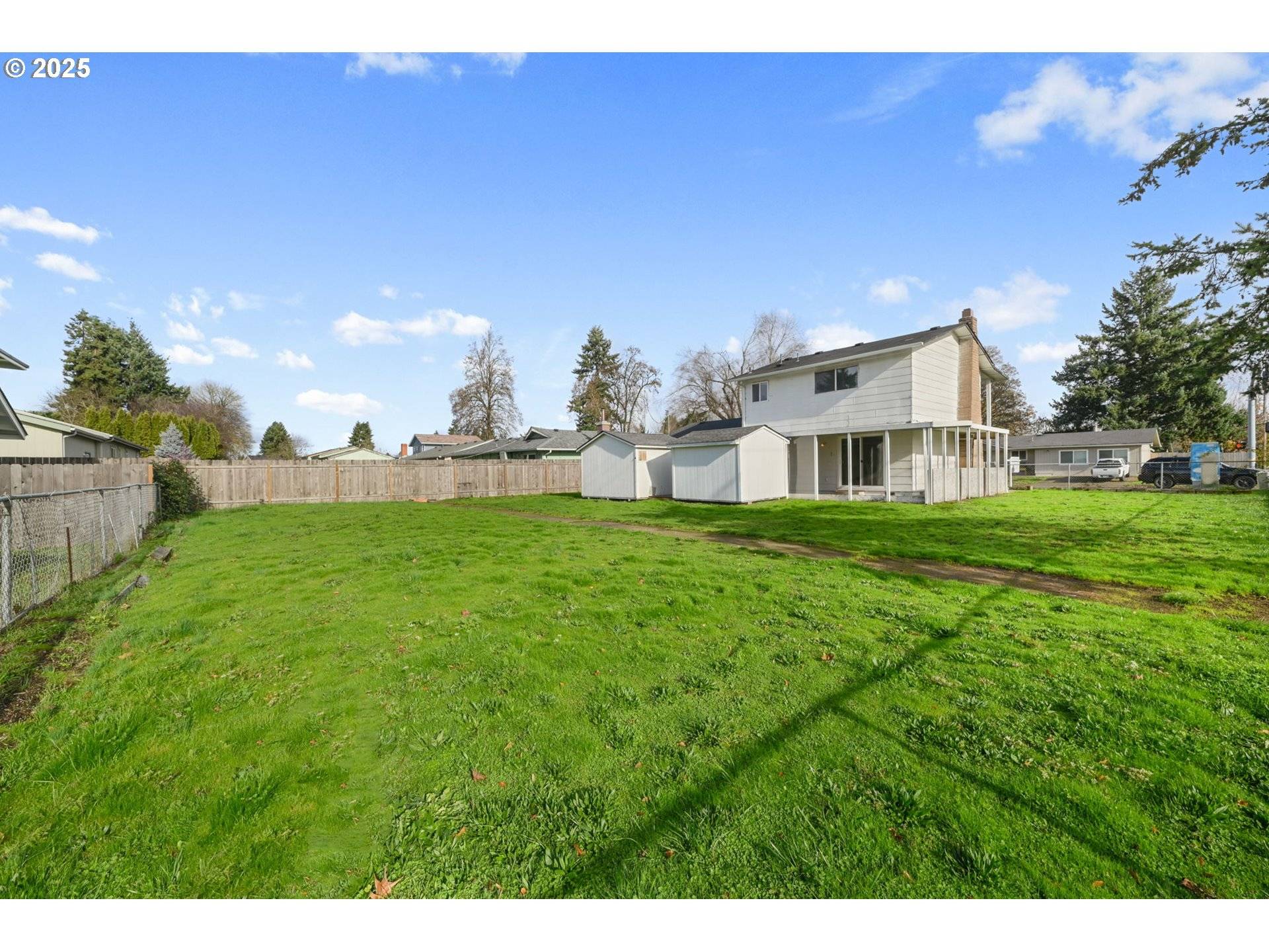 Eugene, OR 97402,2010 PRIMROSE ST