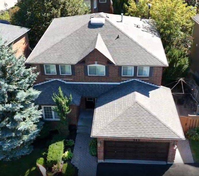 Pickering, ON L1V 4R3,583 Foxwood TRL