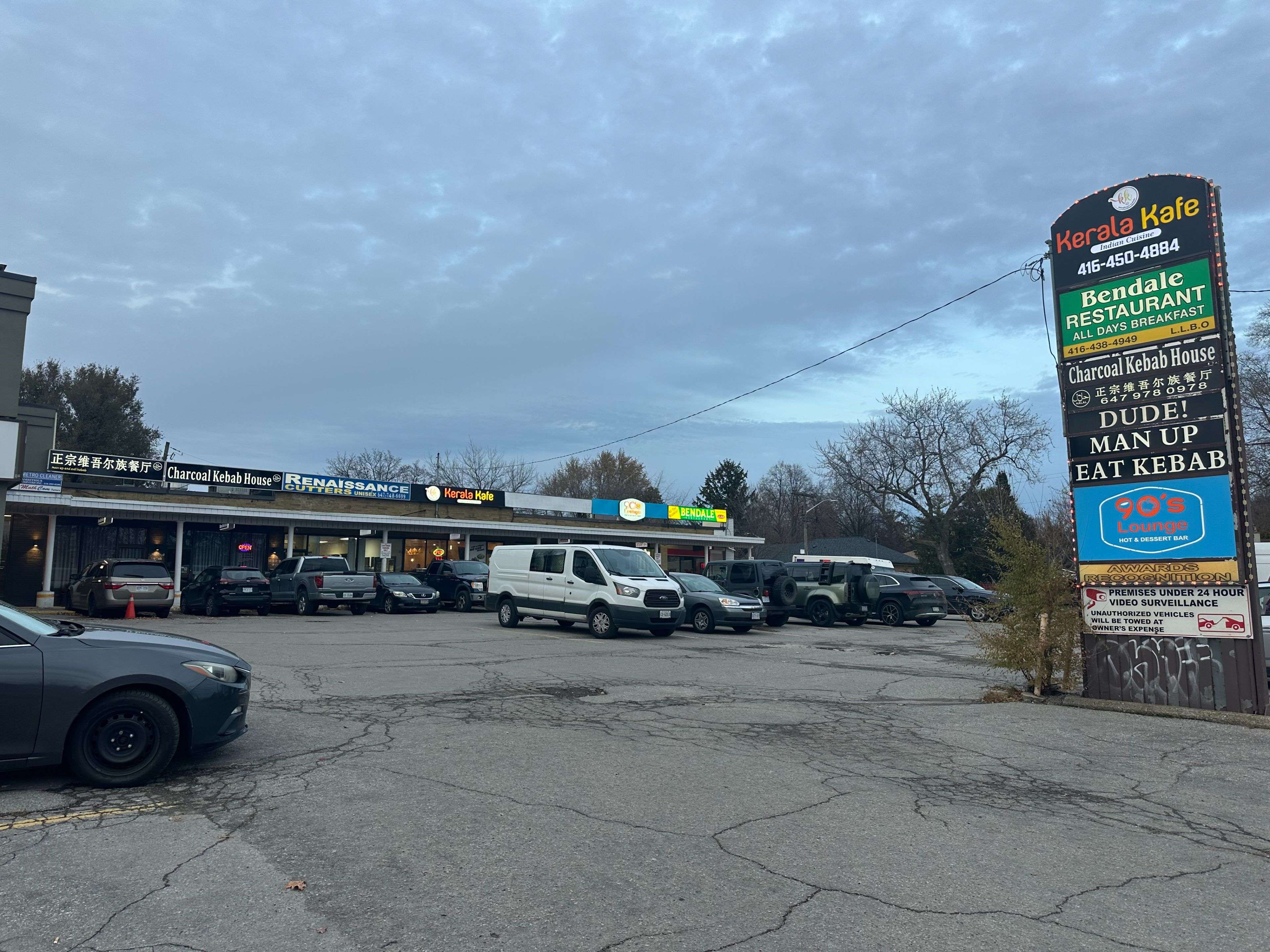 Toronto E09, ON M1H 1A4,3254 Lawrence AVE E