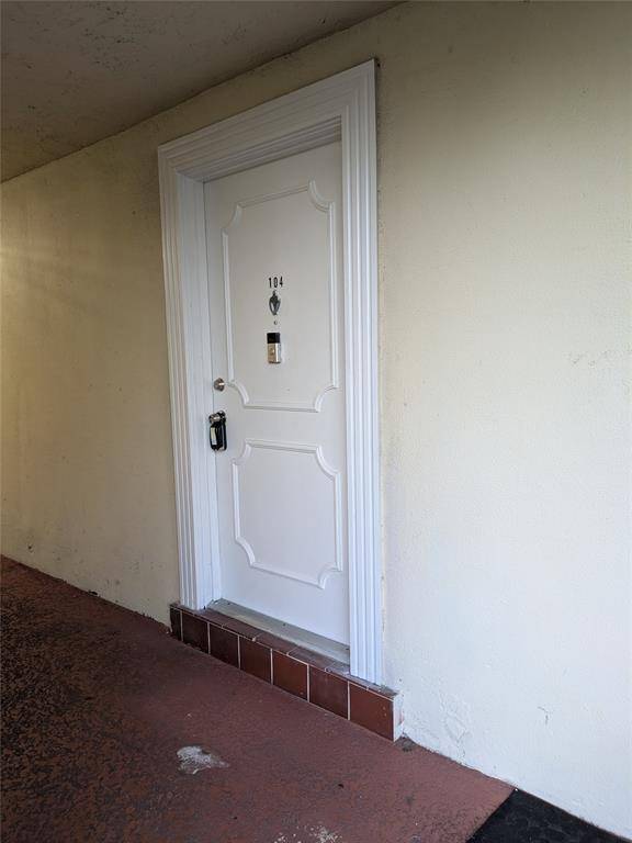 Coral Springs, FL 33065,4138 NW 88th Ave #104