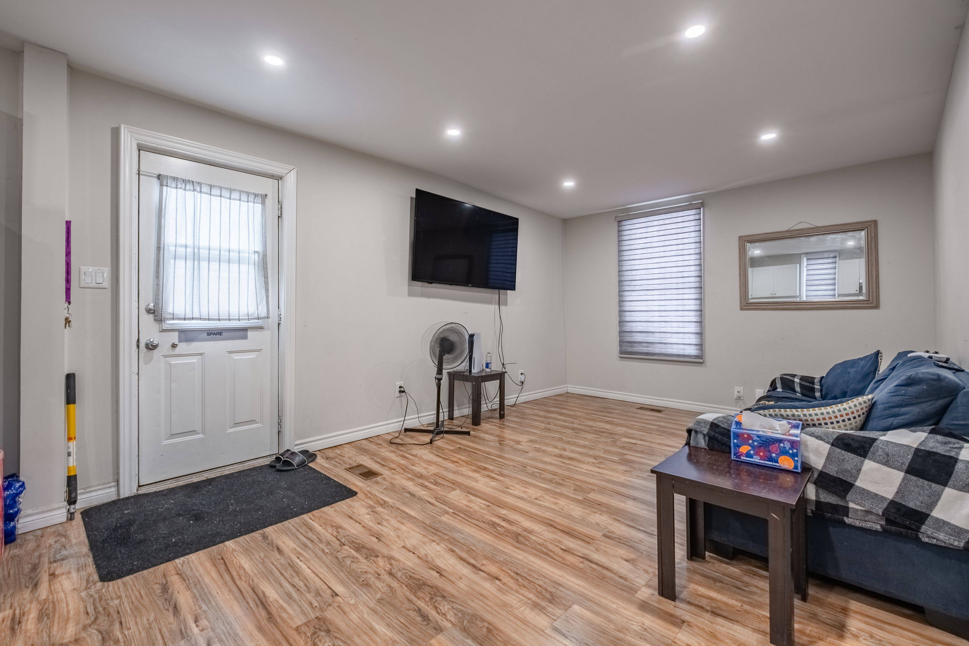 Kingston, ON K7K 4S6,695 Victoria ST