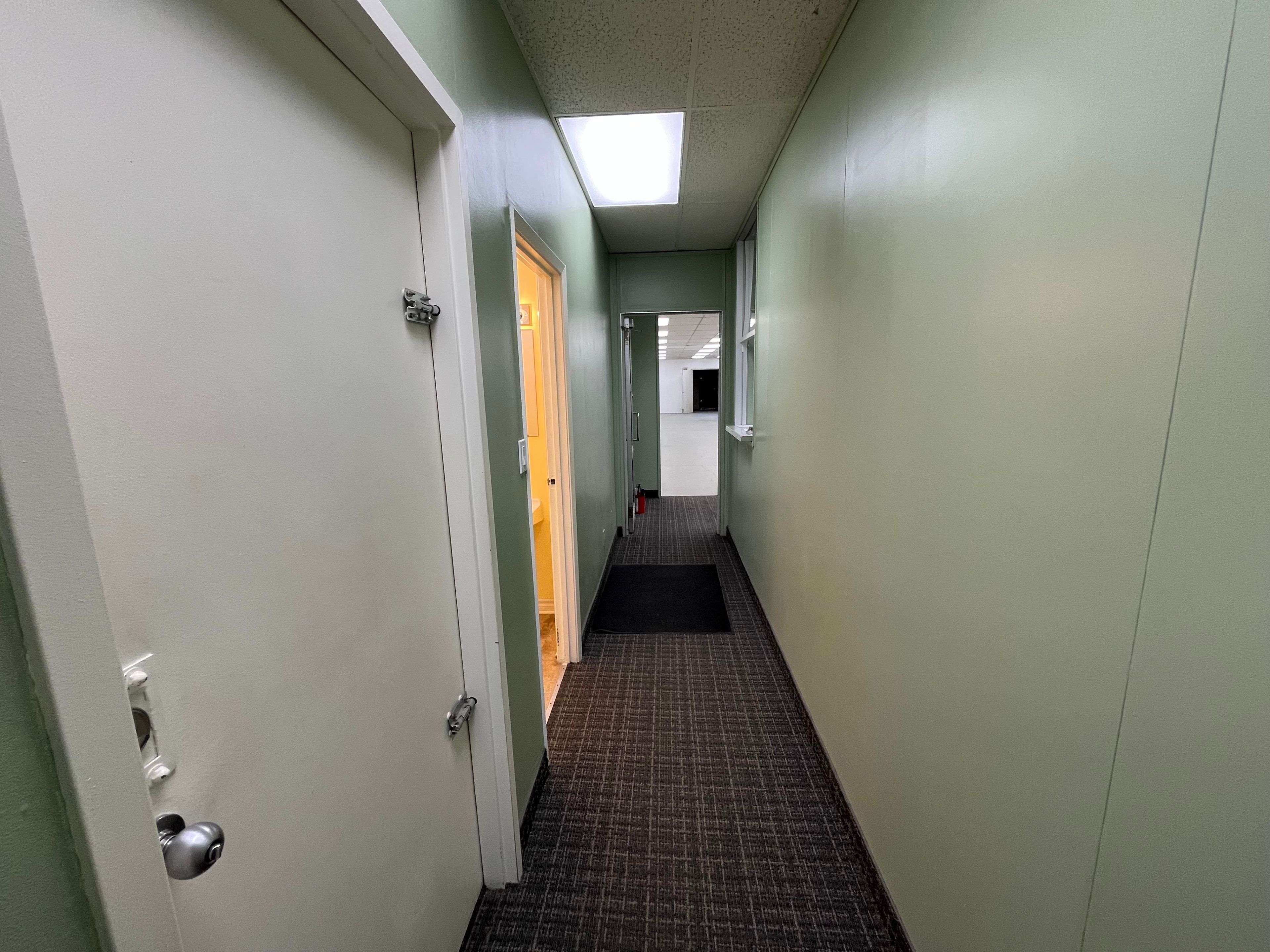 Toronto E09, ON M1P 2X5,1220 Ellesmere RD #16