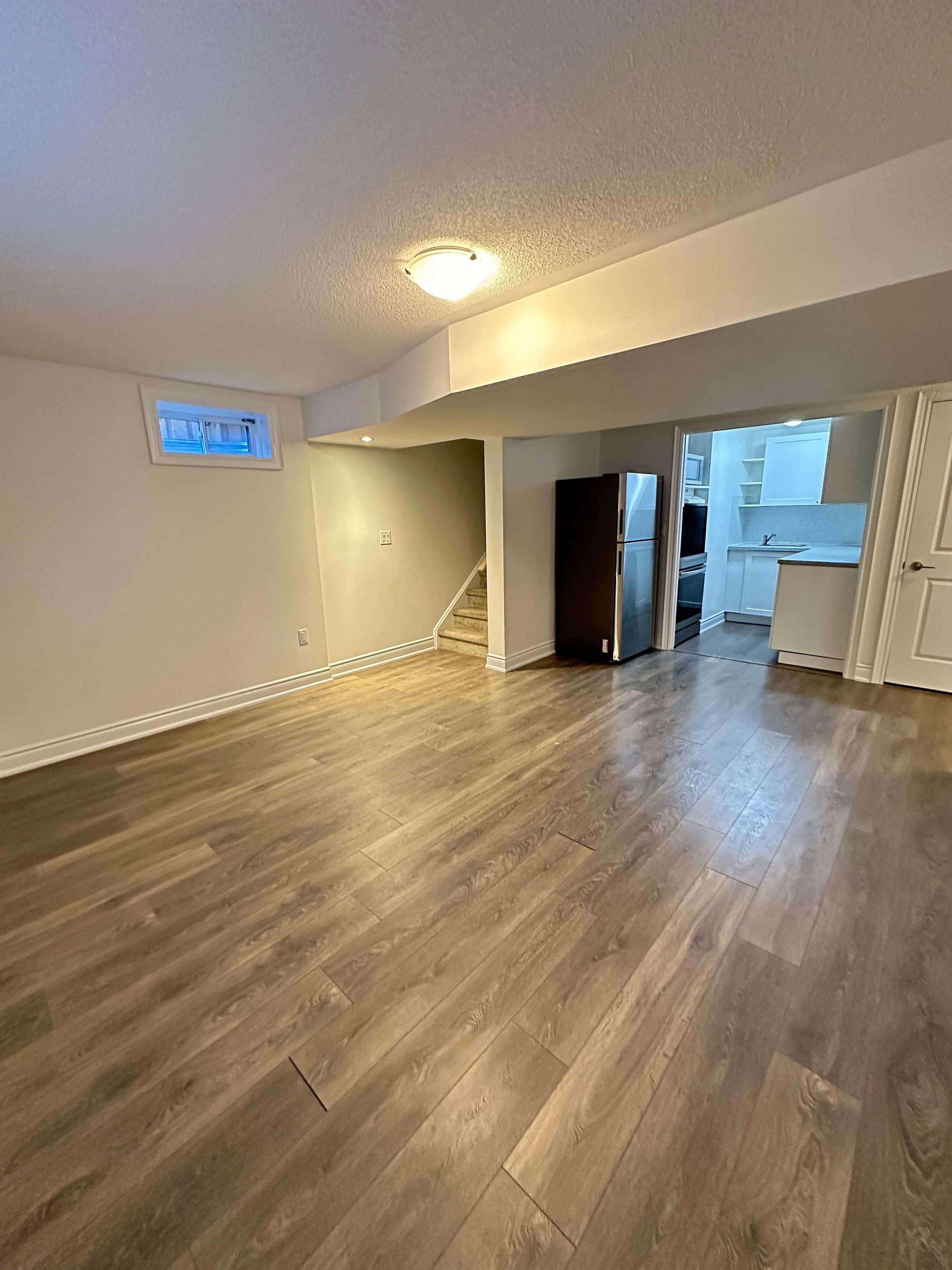 East Gwillimbury, ON L9N 0T2,77 TERRAIN CRT CT