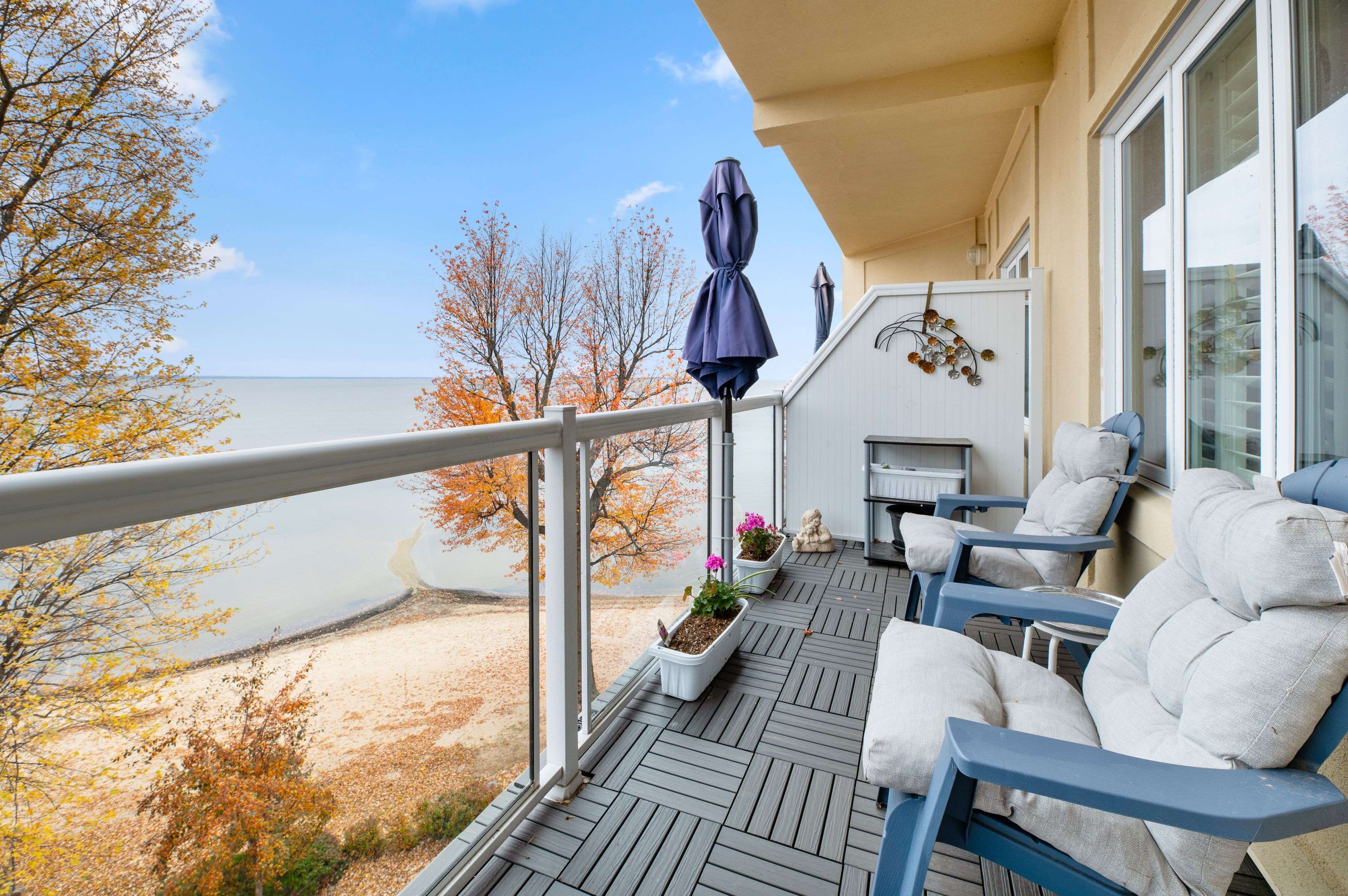 North Bay, ON P1A 2E5,533 LAKESHORE DR #404