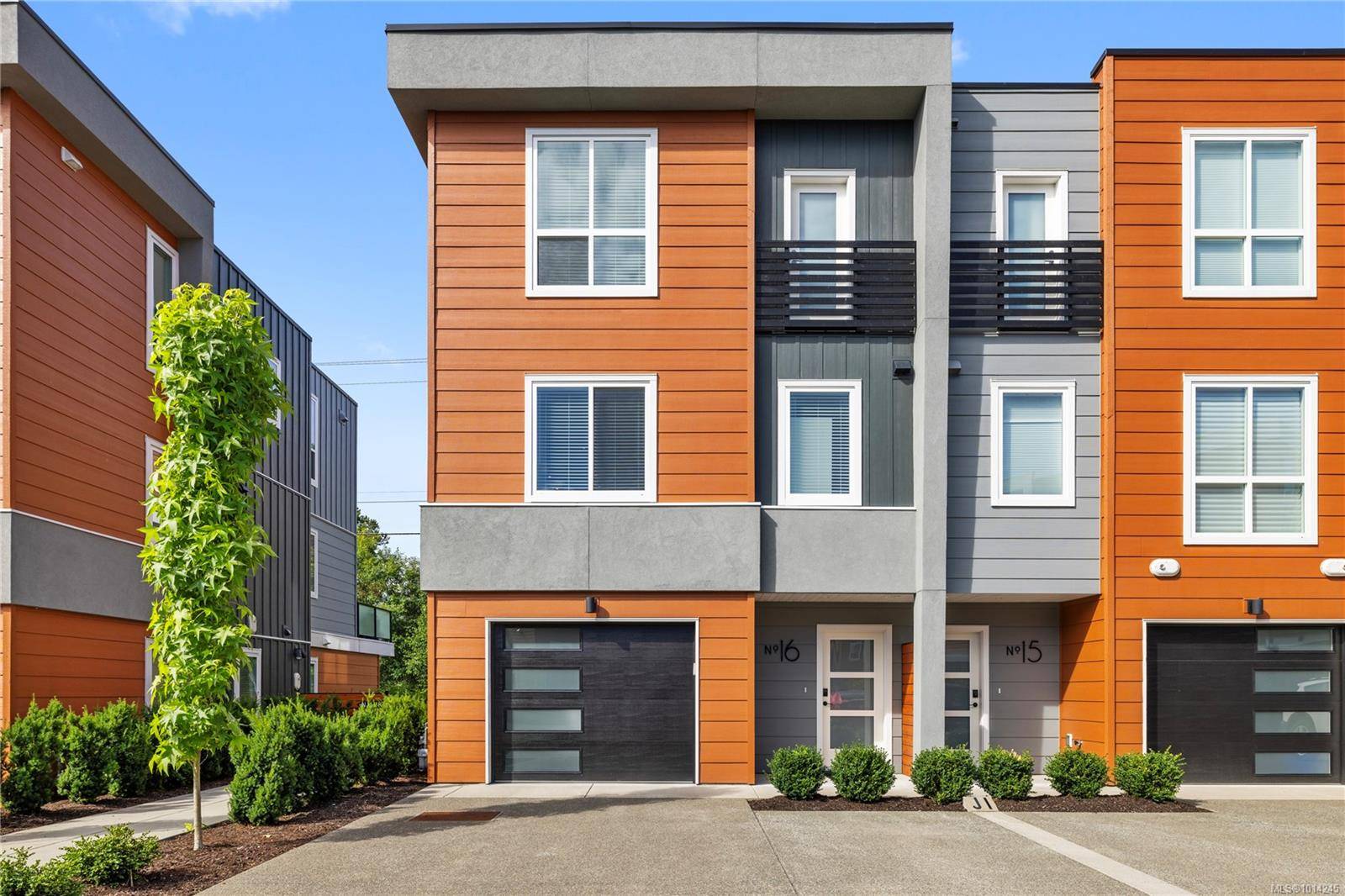 Comox, BC V9M 4G1,2310 Guthrie Rd #16