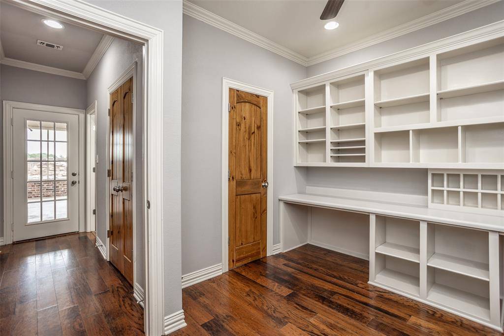 Lindsay, TX 76240,1218 Walter Street