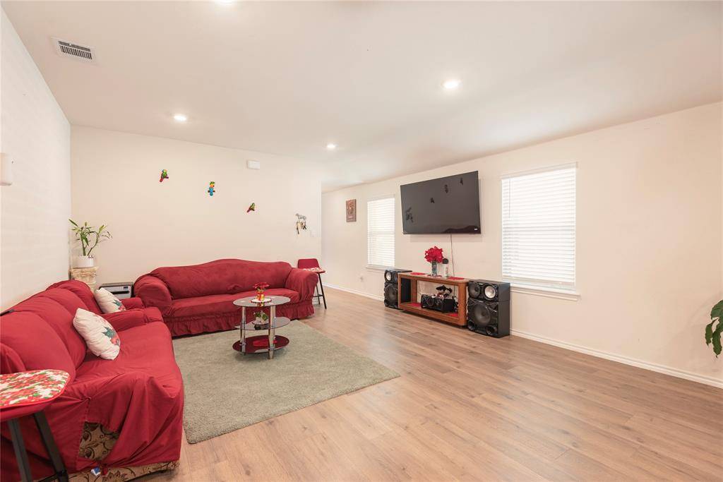 Royse City, TX 75189,904 Corral Street