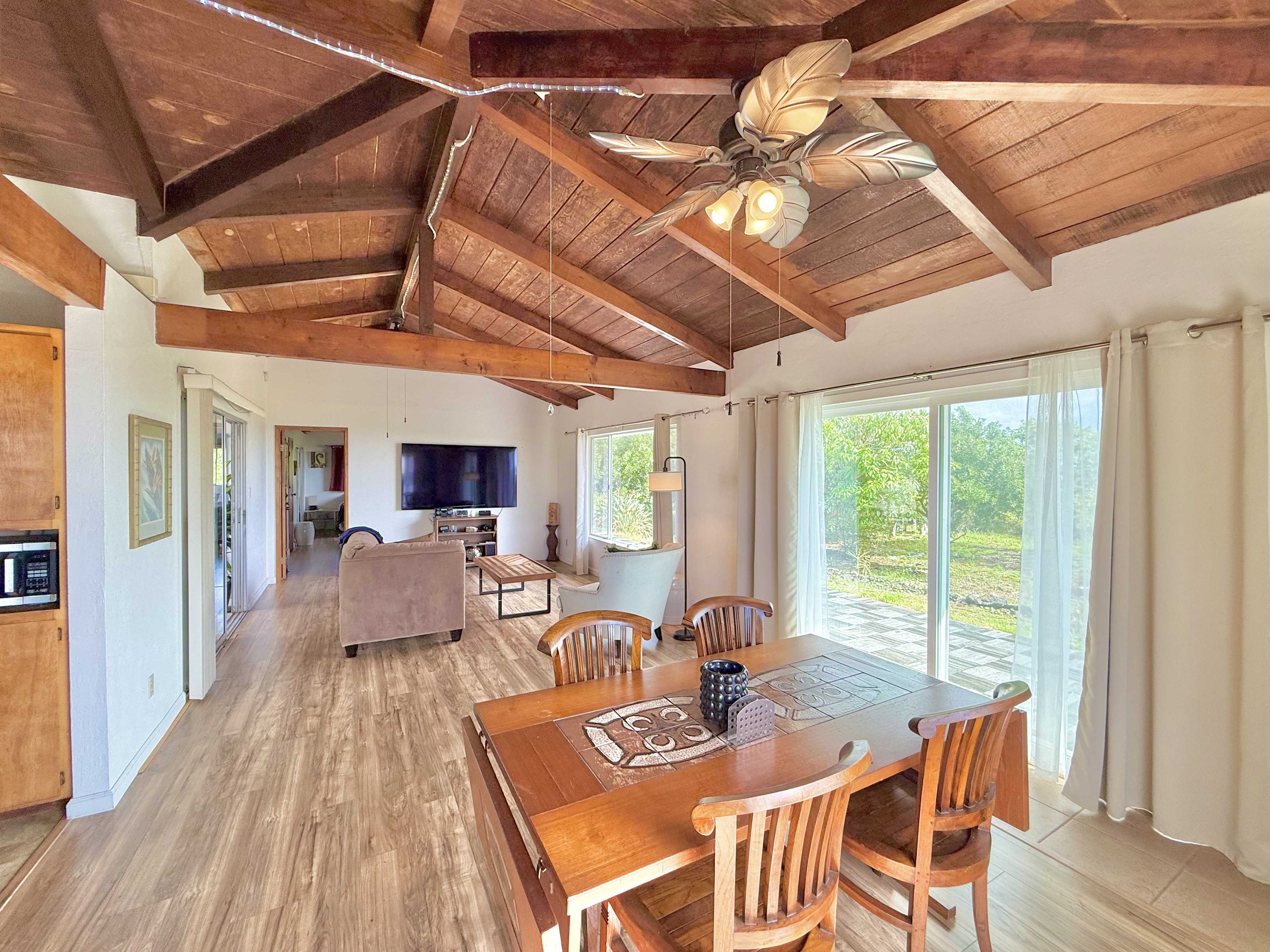 Naalehu, HI 96772,94-1726 WAKEA AVE